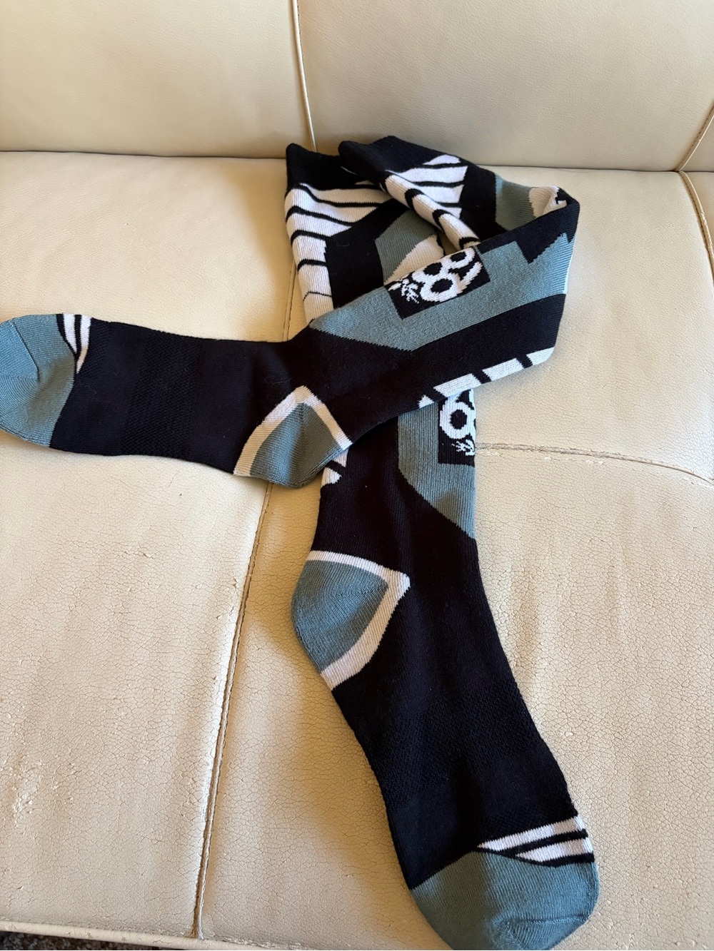 686 Black, Gray & Sage Skull Crew Socks